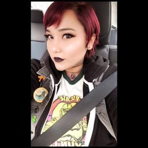 Meet your Posher, Justine